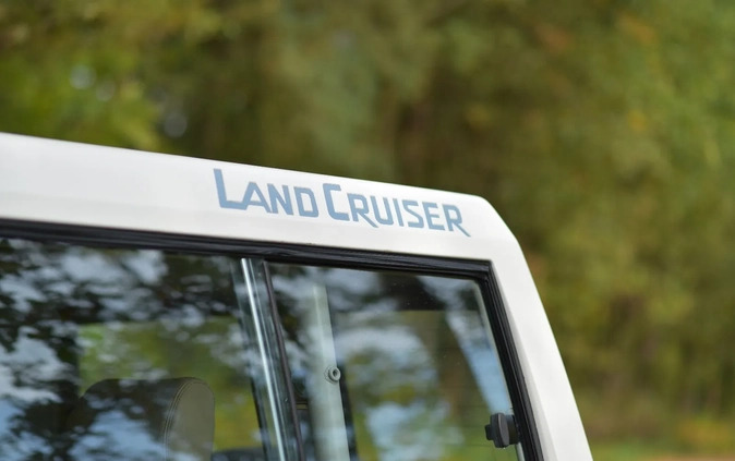 Toyota Land Cruiser cena 89999 przebieg: 341000, rok produkcji 1990 z Ryglice małe 154